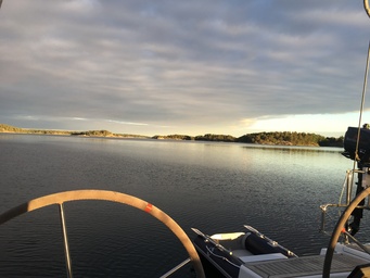 Motorbootschule und Segelschule Crazy-Lobster - Segelntörn in Schweden