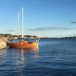 Motorbootschule und Segelschule Crazy-Lobster - Segelntörn in Schweden